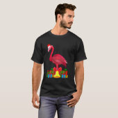 Tropical Pink Flamingo Christmas with Decorations T-Shirt (Vorne ganz)