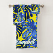 Tropical Royal Blue Yellow Monstera Blätter Name Badhandtuch Set (Insitu)