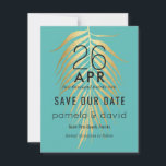 Tropical Save the Date Caribbean Blue<br><div class="desc">In schönem zeitgenössischem Stil präsentiert sich diese Hochzeitskarte Save the Date mit feinem Text über einer glänzenden goldenen Palmfront mit karibischem Hintergrund. Auf der Rückseite der Karte befindet sich eine Textvorlage zum Hinzufügen Ihrer Hochzeitswebseite. Sie können diesen Text löschen, wenn Sie keine Hochzeitswebsite haben oder den Text mit anderen Informationen...</div>