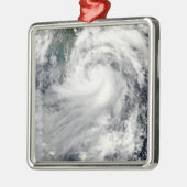 Tropical Storm Chanthu Ornament Aus Metall (Links)