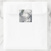 Tropical Storm Chanthu Quadratischer Aufkleber (Tasche)