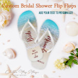 Tropical Summer Ocean Beach Brautparty Geschenke Badesandalen<br><div class="desc">🌊 Für die moderne Braut gibt es nichts Besseres als ein unvergessliches tropisches Brautparty mit personalisierten und maßgeschneiderten Geschenken. Vom glitzernden türkisfarbenen Ozean bis zum warmen Sand unter den Füßen ist es der perfekte Rahmen für einen Tag voller Unterhaltung, sinnvoller Momente und Erinnerungen, die ein Leben lang dauern werden. 💝...</div>