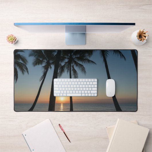 Tropical Sunrise – Palm Trees with Golden Sun Schreibtischunterlage (Büro 1)