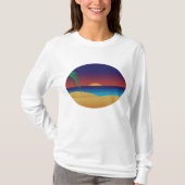 Tropical Sunset Beach Palm Blätter Ocean Waves T-Shirt (Vorderseite)