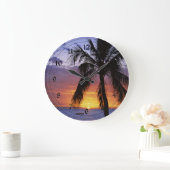 Tropical Sunset with Palm Tree Große Wanduhr (Zuhause)