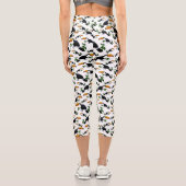 Tropical Toucans - Playful Jungle Capri Leggings (Rückseite)