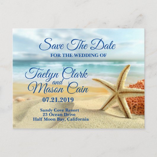 Tropical Wedding Beach Scene Save the Date Card Ankündigungspostkarte (Vorderseite)