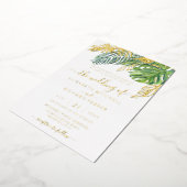 Tropical Wild Palm Blätter Wedding Folieneinladung (Gedreht)