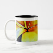 Tropical Yellow Frangipani Blume Originale Kunst Zweifarbige Tasse (Links)