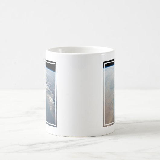 Tropisch blaue Gewässer des Persischen Golfs. 2 Kaffeetasse (Mittel)