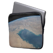 Tropisch blaue Gewässer des Persischen Golfs. Laptopschutzhülle (Vorderseite Links)