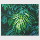 Tropisch grüne Blätter auf dunklem Hintergrund, Na Geschenkpapier (Flach)