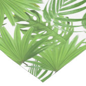 Tropisch-grüne Palmen-Blätter auf Waldgrün Mittelgroßer Tischläufer (Ecke)