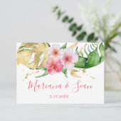 Tropisch Pink Peach Floral Wedding QR RSVP Karte (Stehend Vorderseite)