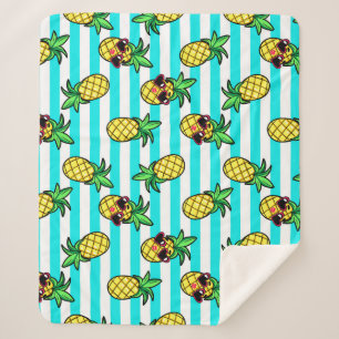 Tropische Ananas: Retro-Sonnenbrillen Muster. Sherpadecke