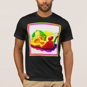 Tropische Avocado, Erdbeere und Mango. Jetzt kaufe T-Shirt