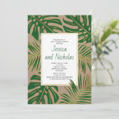 Tropische Blätter für Hochzeitspaare mit Kraftpapi Einladung (Stehend Vorderseite)