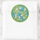 Tropische Blätter, grüner Hintergrund, Runder Aufkleber (Tasche)