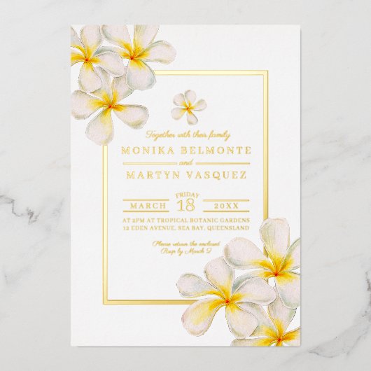 Tropische Blume Frangipani Hochzeit Folieneinladung (Vorderseite)