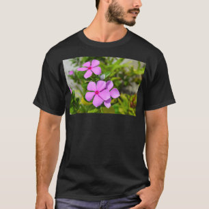 Tropische Blume mit grünen Blätter zum Drucken T-Shirt