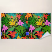Tropische Blume und Palmenblatt Hawaiisch bunt Strandtuch (Vorderseite)