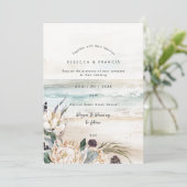 Tropische Blumen Protea Hochzeit am Strand Einladung (Stehend Vorderseite)