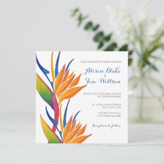 Tropische Blumenhochzeitseinladung Einladung (Stehend Vorderseite)