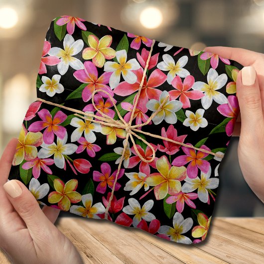 Tropische Blüte in Schwarz Seidenpapier