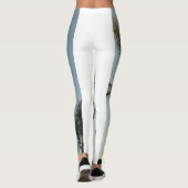 Tropische Dattelpalmen gegen den Himmel Leggings (Rückseite)