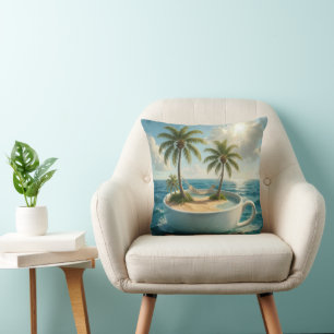 Tropische Insel mit Hängematte in einer Teetasse Kissen