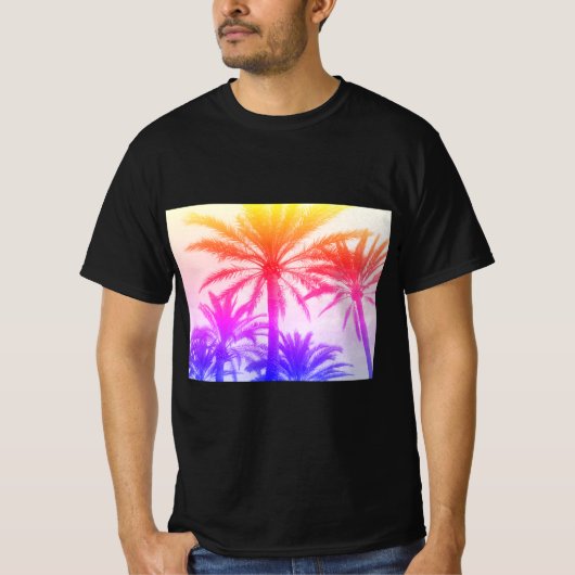 Tropische Palme im Retro-Neon der 80er Jahre T-Shirt (Vorderseite)