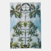 Tropische Palmen mit Reflexion im Ozean. Handtuch (Vertikal)