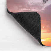 Tropische Palmen träumlicher Sonnenuntergang Mousepad (Ecke)