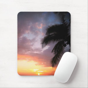 Tropische Palmen träumlicher Sonnenuntergang Mousepad
