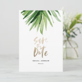 Tropische Palmenblätter und Goldschrift Save The Date (Stehend Vorderseite)