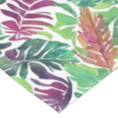 Tropische Palmfronten überall auf dem Tablettentis Tischdecke (Schrägansicht)