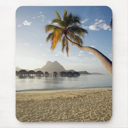 Tropische Strände | Beach Huts, Bora Bora Mousepad (Vorne)