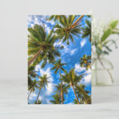 Tropische Strände | Palmen auf blauem Himmel Dankeskarte (Stehend Vorderseite)