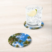 Tropische Strände | Palmen auf blauem Himmel Runder Pappuntersetzer (Vor Ort)