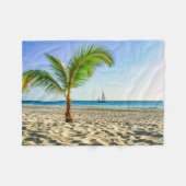 Tropische Strände | Segelboot, Palm Tree, Aruba Fleecedecke (Vorderseite (Horizontal))