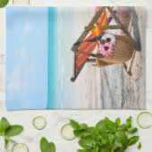 Tropische Strände | Strandstuhl auf Sand Geschirrtuch (Gefaltet)