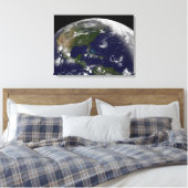 Tropische Stürme auf der Erde. Leinwanddruck (Insitu (Schlafzimmer))