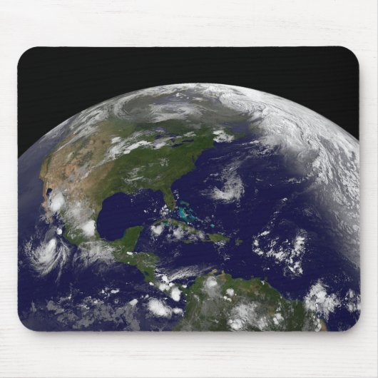 Tropische Stürme auf der Erde. Mousepad (Vorne)