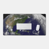 Tropische Stürme auf der Erde. Schreibtischunterlage (Tastatur & Maus)