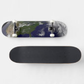 Tropische Stürme auf der Erde. Skateboard (Horizontal)