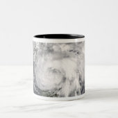 Tropische Sturmfalle 4 Zweifarbige Tasse (Mittel)