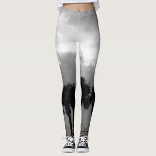 Tropische stürmische Himmel Graustufen Leggings