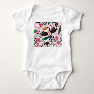 Tropische Vögel, florales Muster mit Gekritzel. Baby Strampler