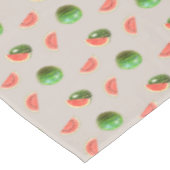 Tropische Wassermelonen auf Lucky Beige Tableclout Tischdecke (Schrägansicht)