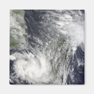 Tropische Wirbelstürme Eric und Fanele Magnet